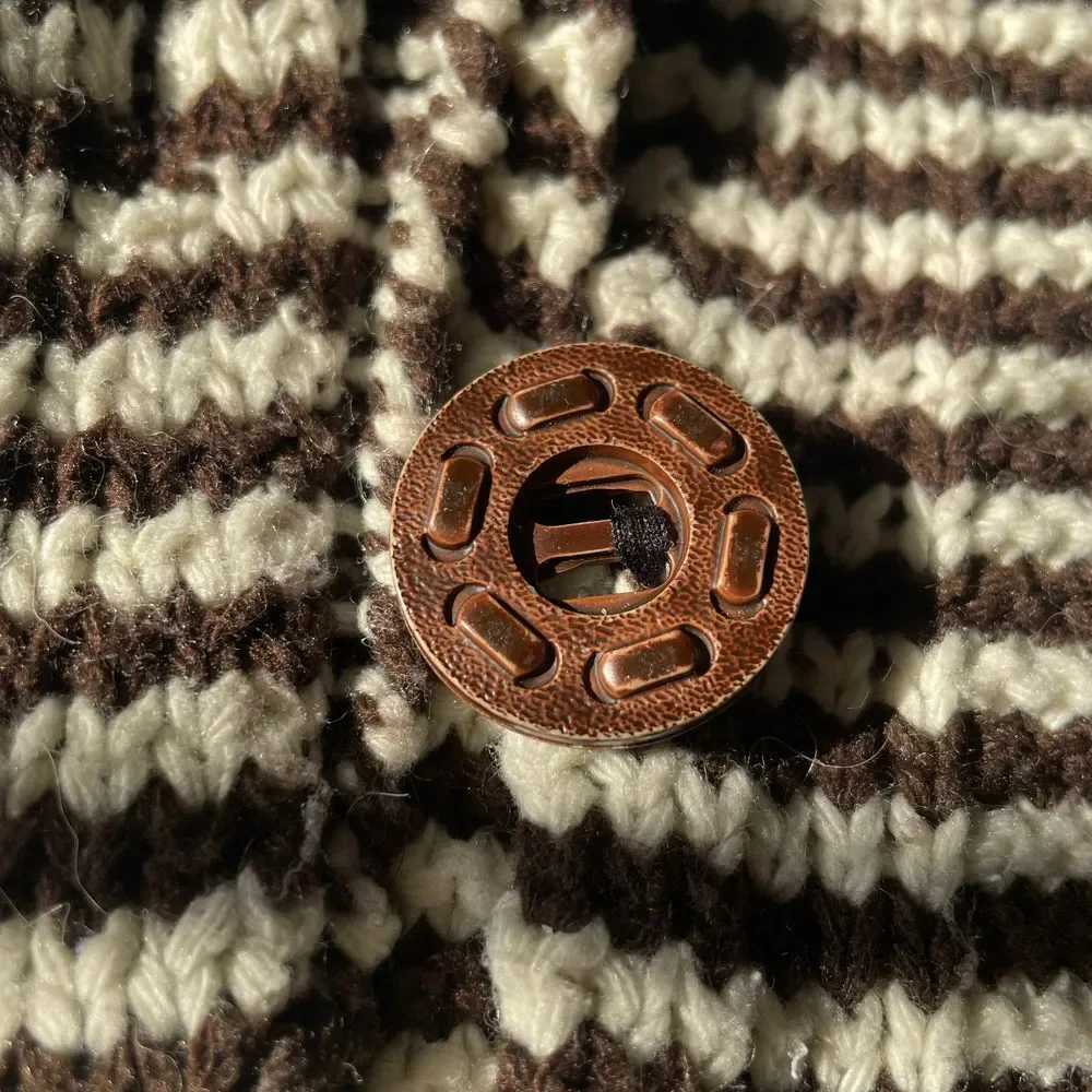 Mingnuo women's large chunky striped cropped brown beige button cardigan sweater